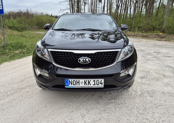 Kia Sportage cena 49900 przebieg: 180000, rok produkcji 2015 z Białobrzegi małe 497